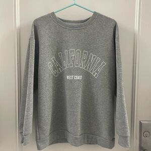 Gray California Sweatshirt - Size medium